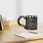 Kreativer mittelalterlicher Edelstahlkrug für Bier und Kaffee