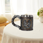 Kreativer mittelalterlicher Edelstahlkrug für Bier und Kaffee