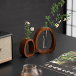 Wandvase aus Holz mit Glastube – Stilvolle Pflanzenpräsentation