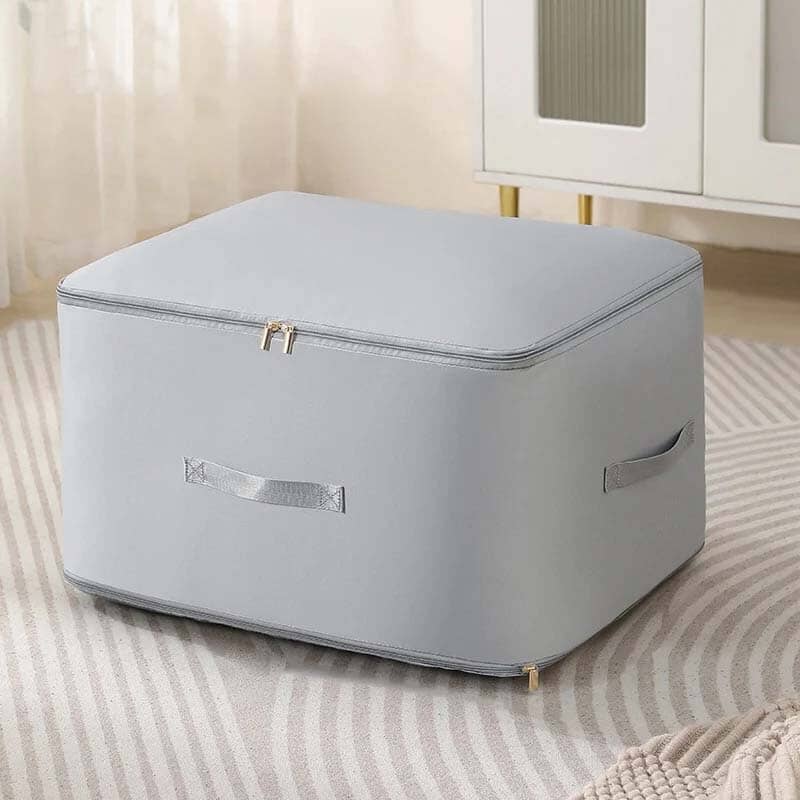 Space-saving, self-compressing storage bag