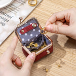 Elegantes Mini Schmuckkästchen aus echtem Leder | LuxeBox