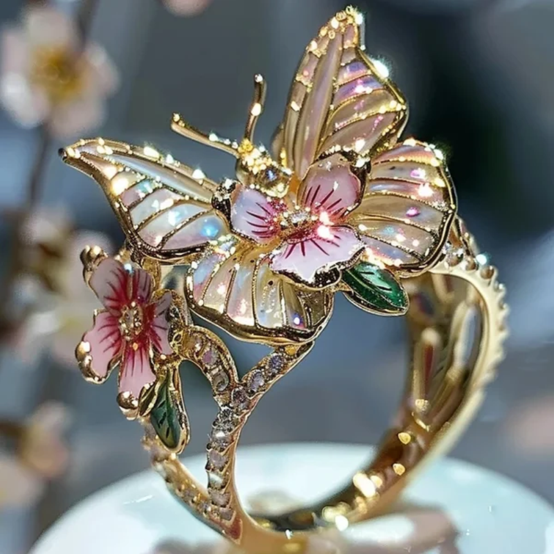 Ring mit Schmetterlingsblüte