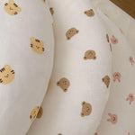 Kuschelkissen in Mondform für Babys – sanftes Schlafkissen