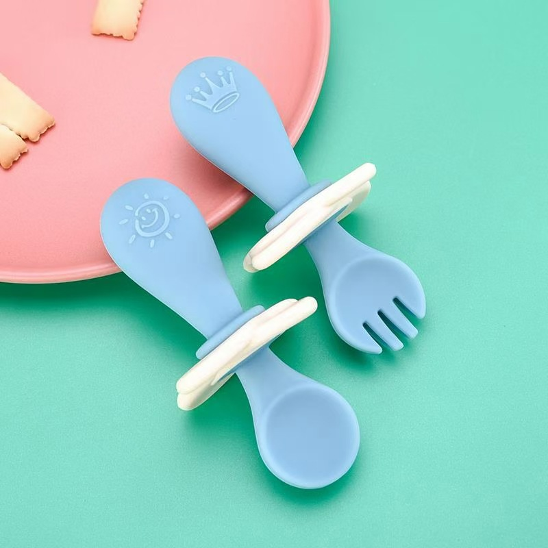 Silikon Besteck für Babys – Lernlöffel und Gabel mit Sicherheitsring