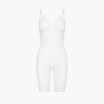 Formender Bodysuit mit Shorts – Stil und Komfort vereint