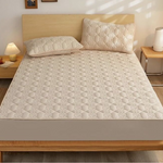 SleepComfort Mattress Topper & Pillowcases | Optimal Protection for Restful Nights
