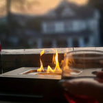 Eleganter Tischkamin für Terrasse und Balkon mit Bioethanol