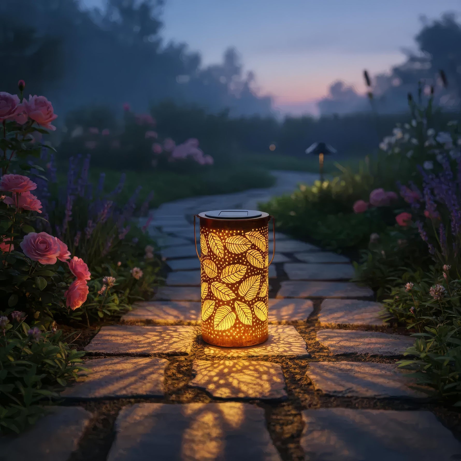 Nature's Charm – Solar Light with Stylish Leaf Design
