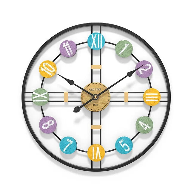 Große Vintage Wanduhr mit römischen Ziffern und Metallrahmen