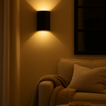 Elegante LED-Wandlampe – Minimalistische Leuchte mit sanfter Beleuchtung