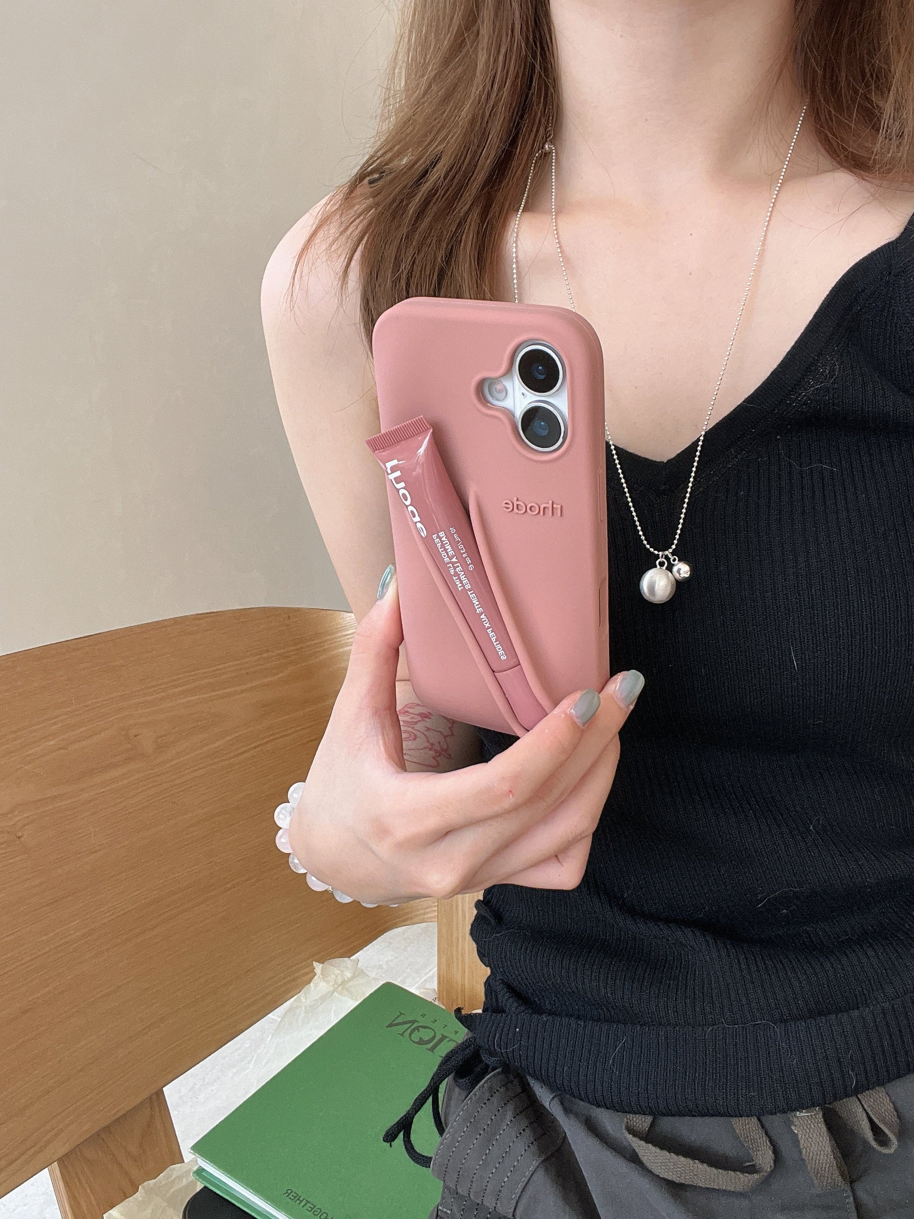 Stylische 3D Silikon Lippenstift Handyhülle für iPhone