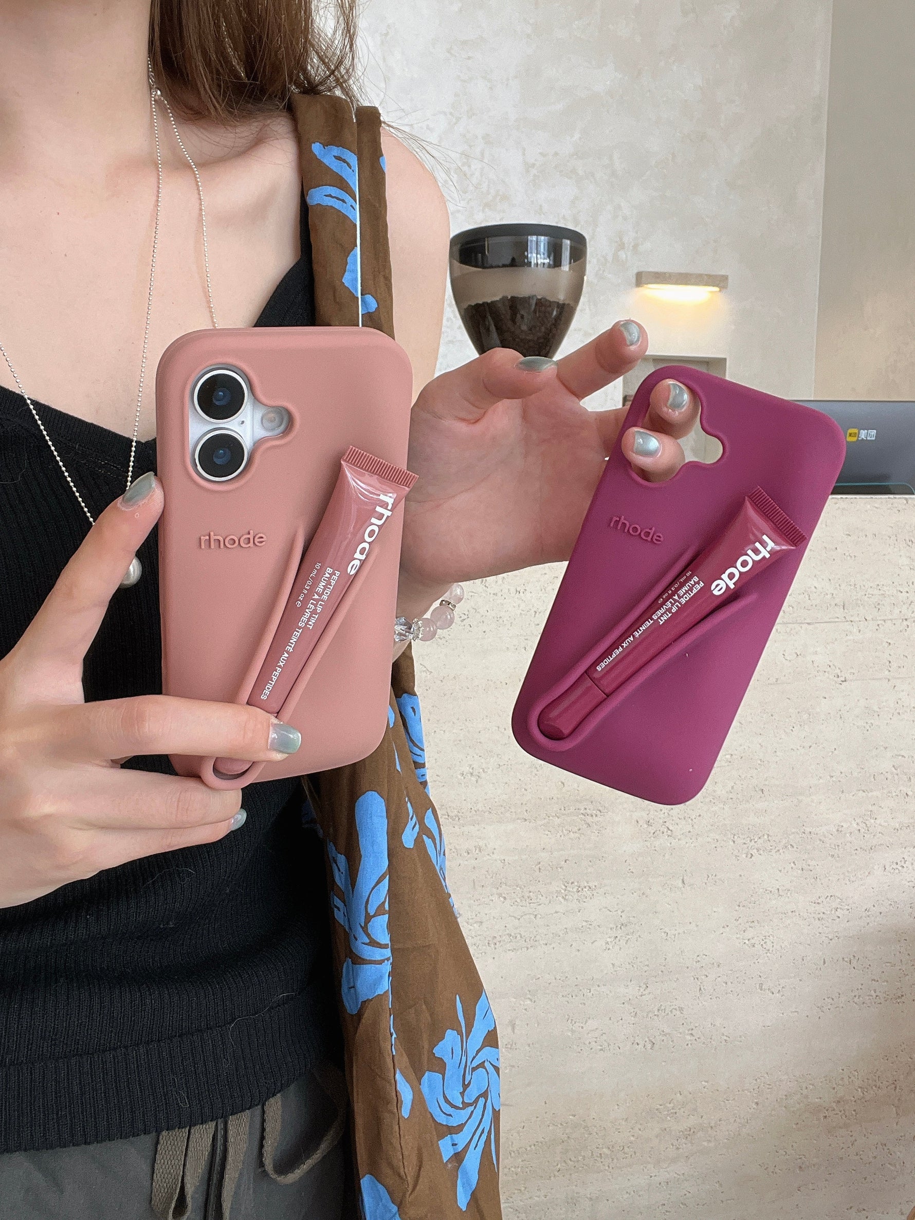 Stylische 3D Silikon Lippenstift Handyhülle für iPhone