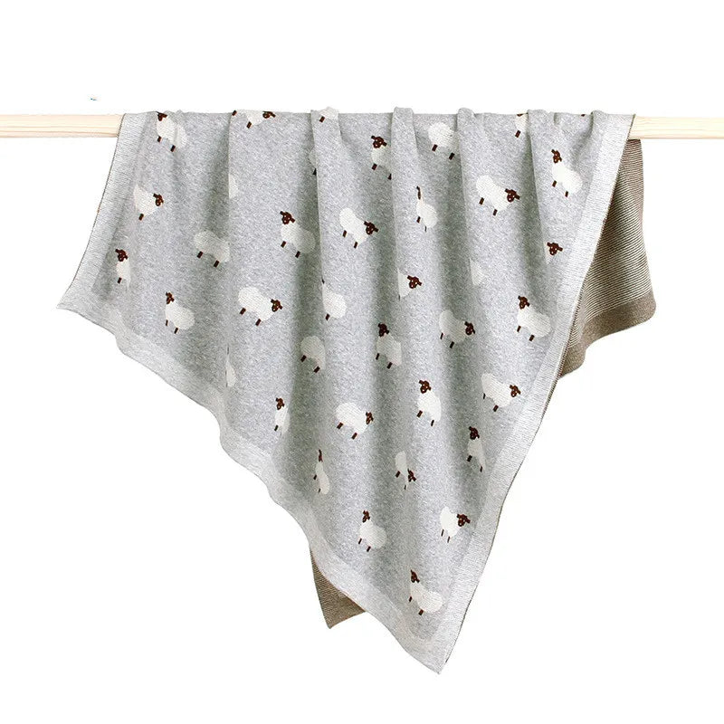Weiche Babydecke mit Schafmotiven – Kuschelige Decke für den Kinderwagen