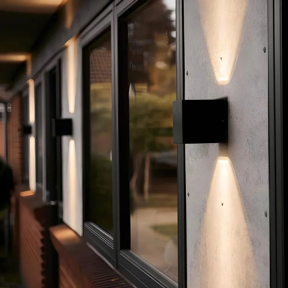 Wandbeleuchtung mit flexibler Lichtsteuerung | LumaDesign