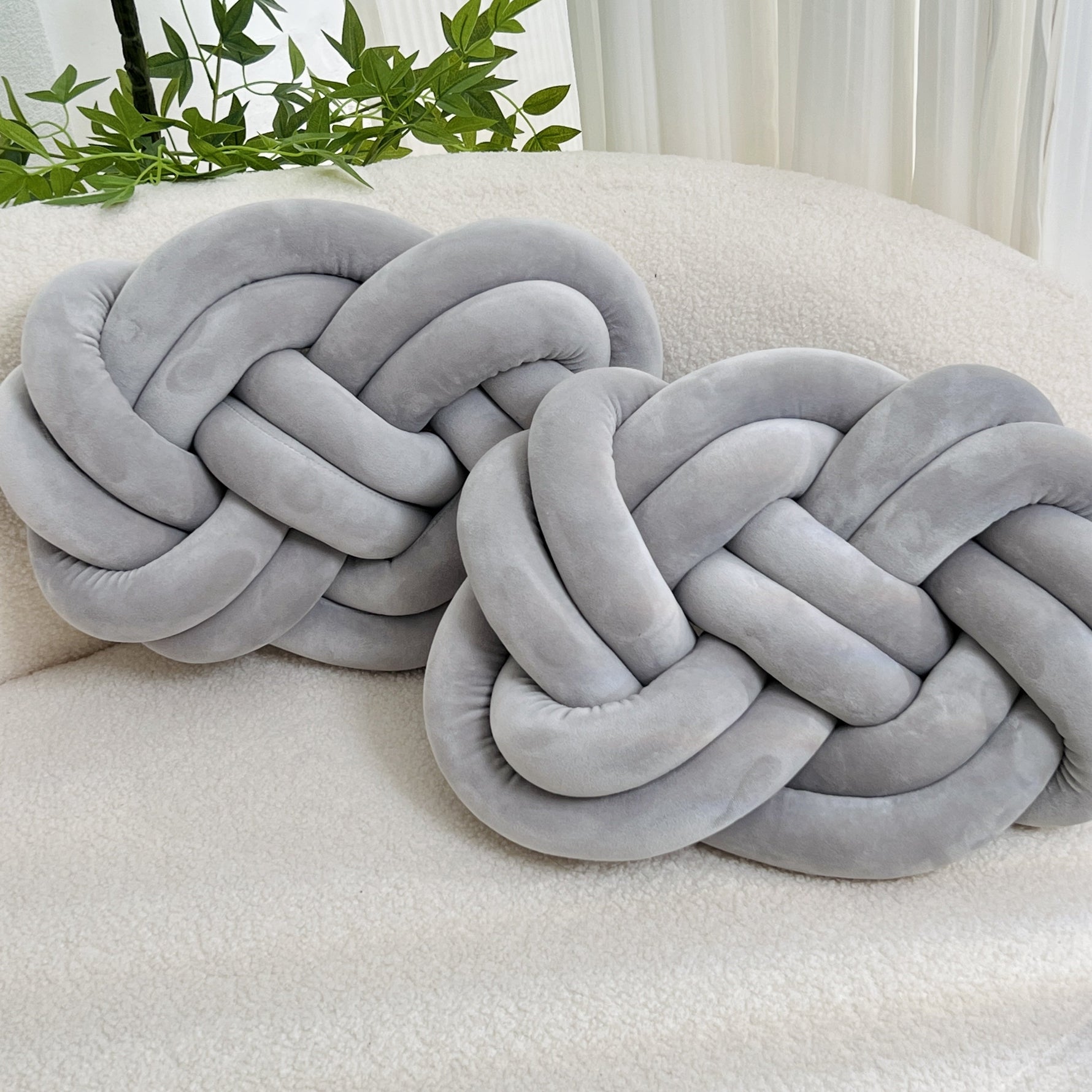 Gemütliche Runde Kissen mit Knopfdetails – 2er Set für Ihr Zuhause
