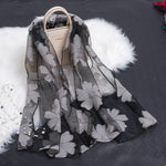 Blütenzauber | Eleganter Seidenschal mit floralen Motiven