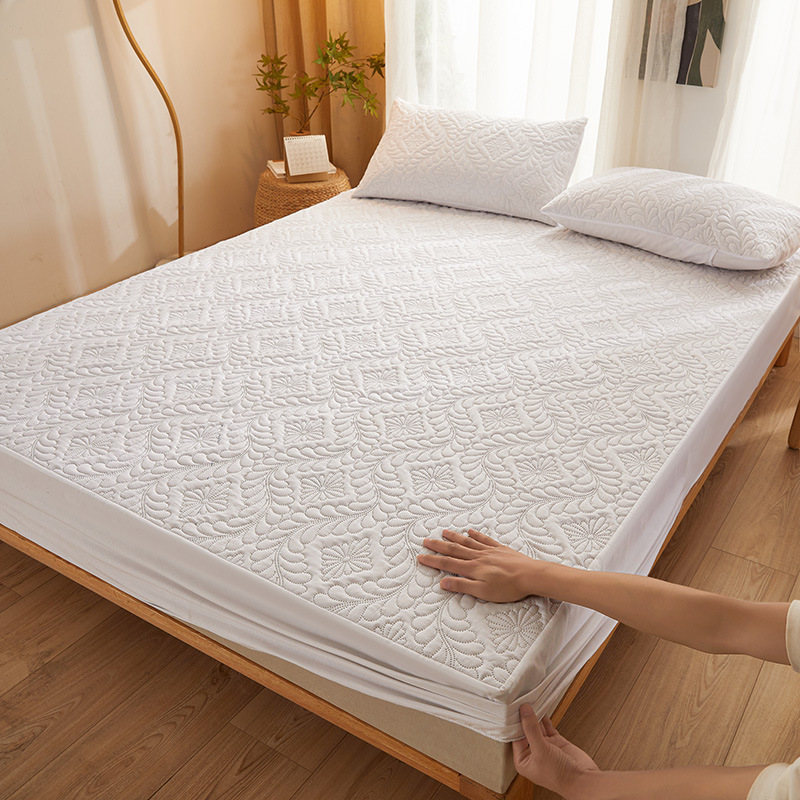 Protective Mattress Cover - High-quality, waterproof mattress protector for restful sleep