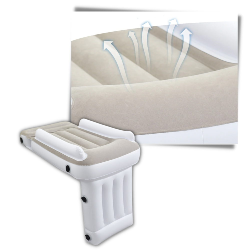 Practical children's air mattress for relaxed sleep on the go