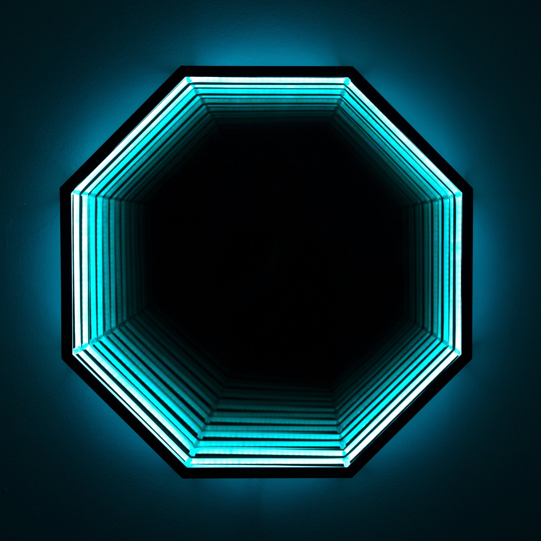 Elegant 3D Mirror with Color-Changing Lighting