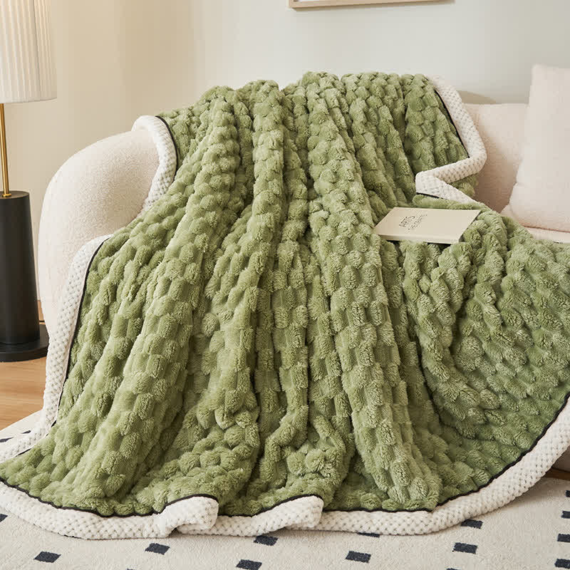 Ultra-Soft Reversible Blanket for Ultimate Comfort