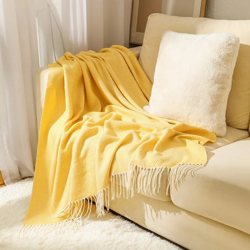Elegante Baumwoll-Decke für große Sofas von Voltyx