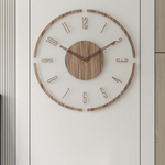 35 cm Stilvolle Wanduhr aus Massivholz für jedes Zuhause