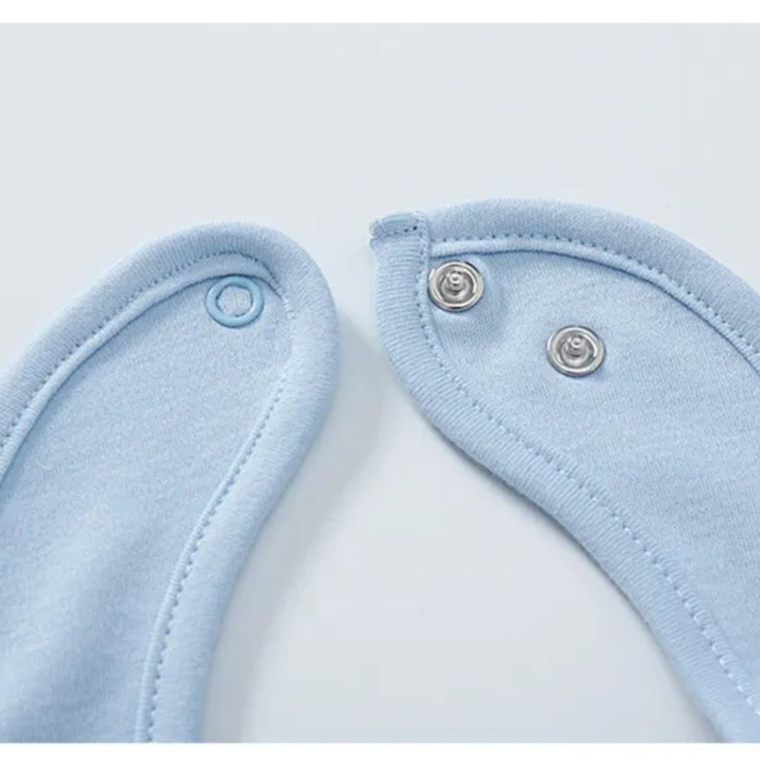 Saugfähige Baby-Lätzchen aus weicher Baumwolle – Hautfreundlich mit Druckknopf