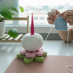Drehbarer Garnständer für müheloses Handarbeiten