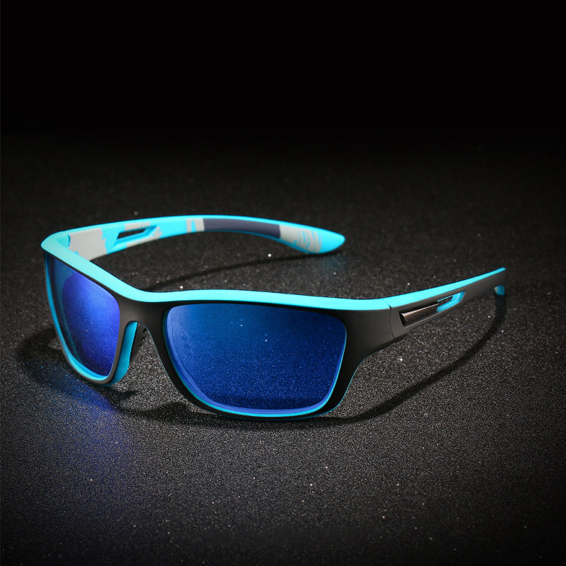 Sportliche Sonnenbrille mit UV400 Schutz und Polarisation