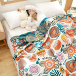 Stilvolle Sommerdecke mit floralen Motiven