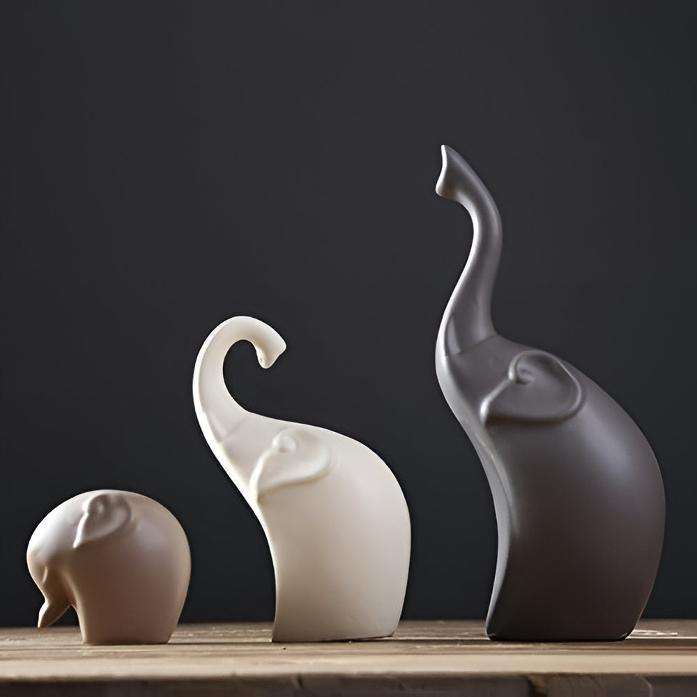 Moderne Elefanten-Skulptur im offenen Design