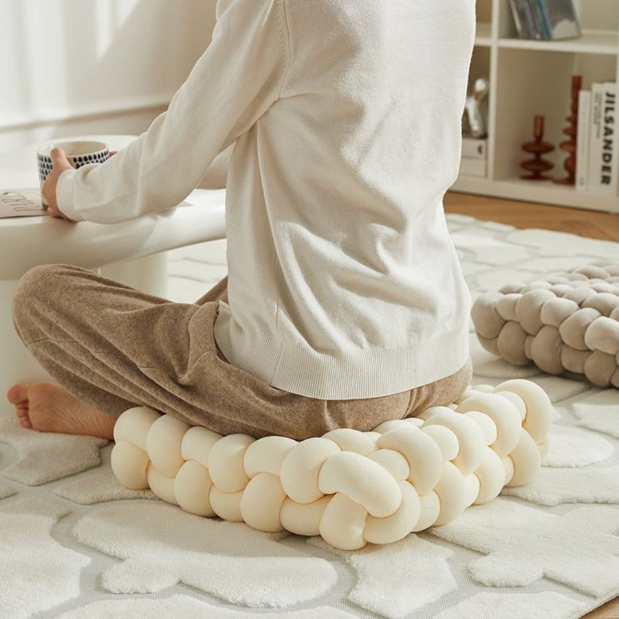 Knotter Kissen – Gemütliches Sitzkissen für Wohn- und Schlafzimmer