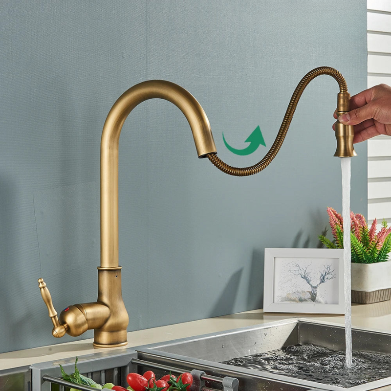Eleganter Küchenarmatur aus Messing – Klassisches Design für Ihr Zuhause