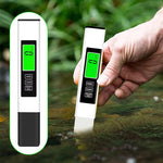 Präziser Wasserqualitätsprüfer mit 4-in-1 Messfunktion