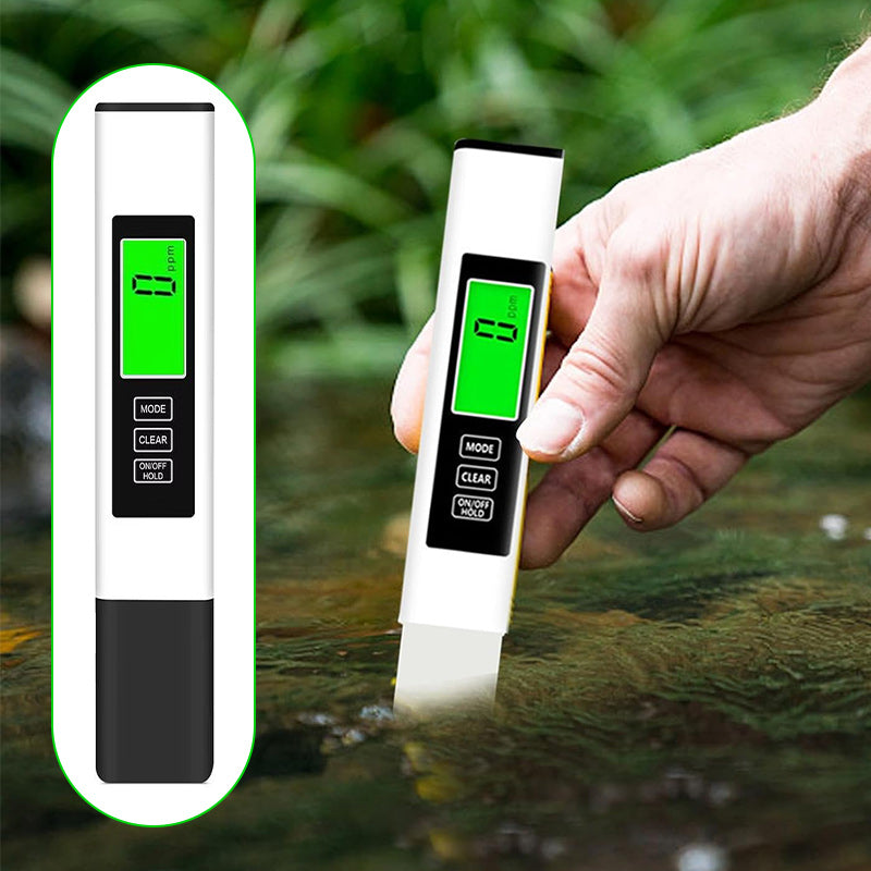 Präziser Wasserqualitätsprüfer mit 4-in-1 Messfunktion