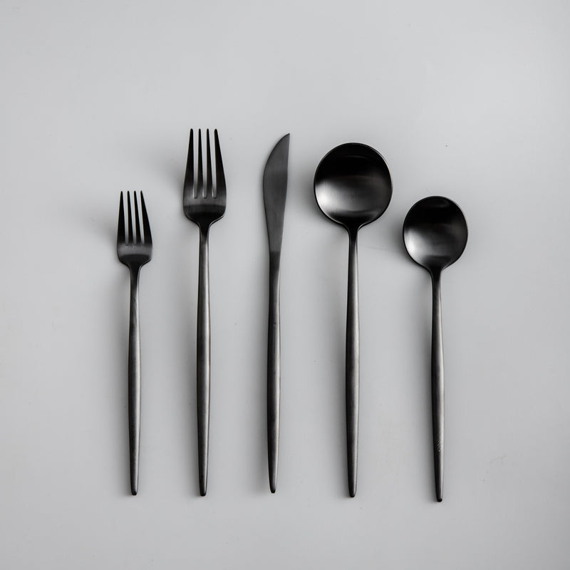 Elegantes Besteckset - Perfekte Kombination aus Stil und Funktion