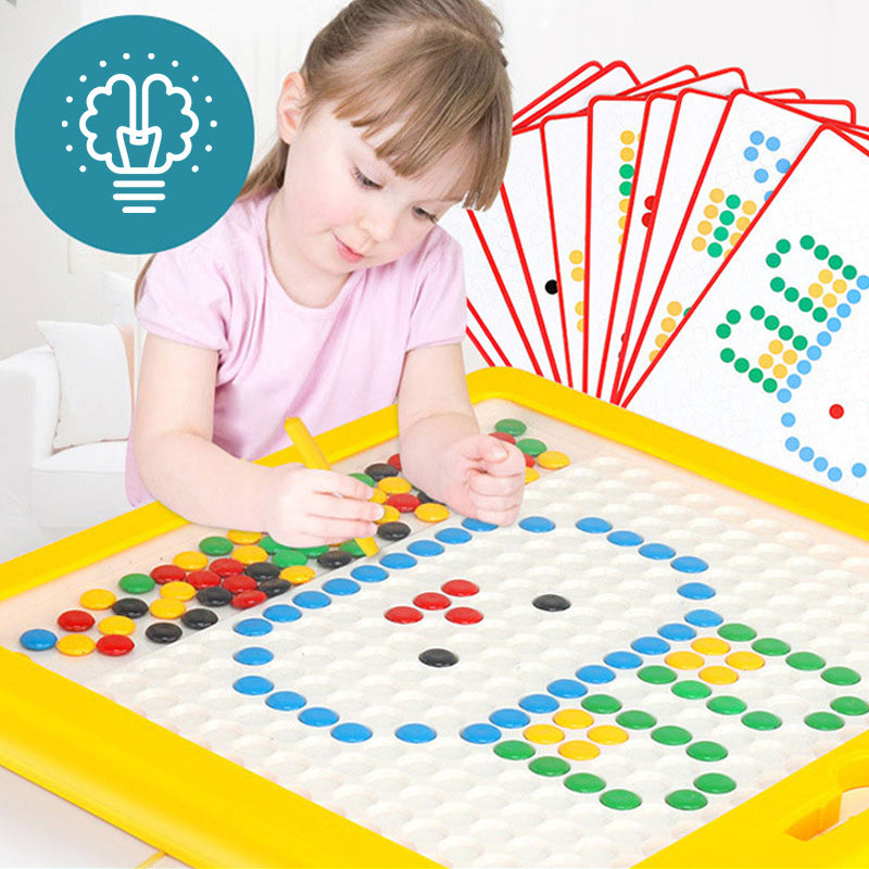 Kreatives Zeichenbrett mit Magnetfunktion für Kinder