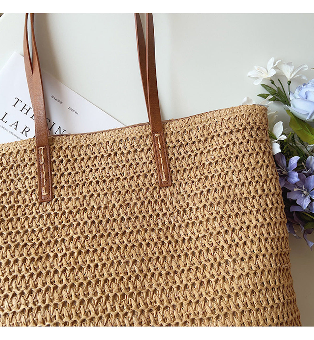 Stilvolle Rattan-Tasche mit Lederriemen für jeden Anlass