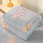 Blütenzauber Cuddly Blanket | Soft Blanket for Home & Travel