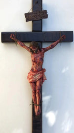 Ewiger Frieden | Handgefertigtes Kreuz Christi
