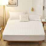 Deluxe Sleep Comfort | High-Quality Breathable Mattress Protector | Soft, Durable & Custom-Fit | For Restful Nights