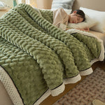 Ultra-Soft Reversible Blanket for Ultimate Comfort