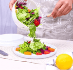 Multifunktionale Salatschüssel mit Schneidehilfe