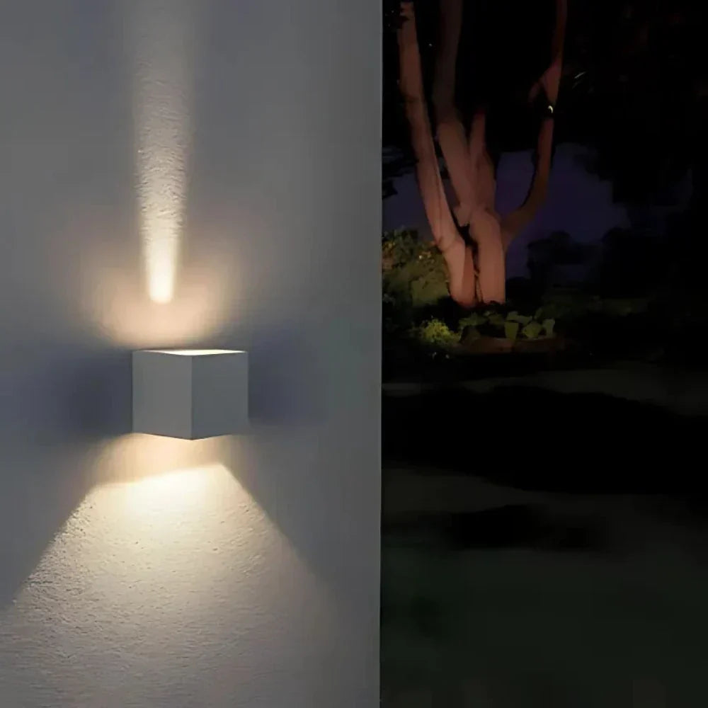 Wandbeleuchtung mit flexibler Lichtsteuerung | LumaDesign