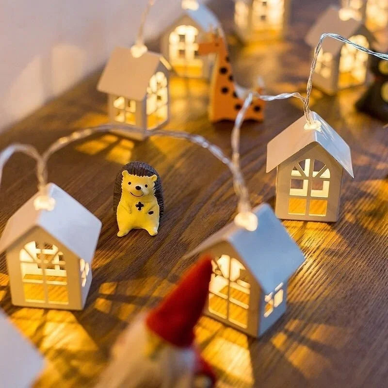 Star House | LED Light Chain with Charming Design | Warm White 1.5 m | Festive Decoration for Every Occasion