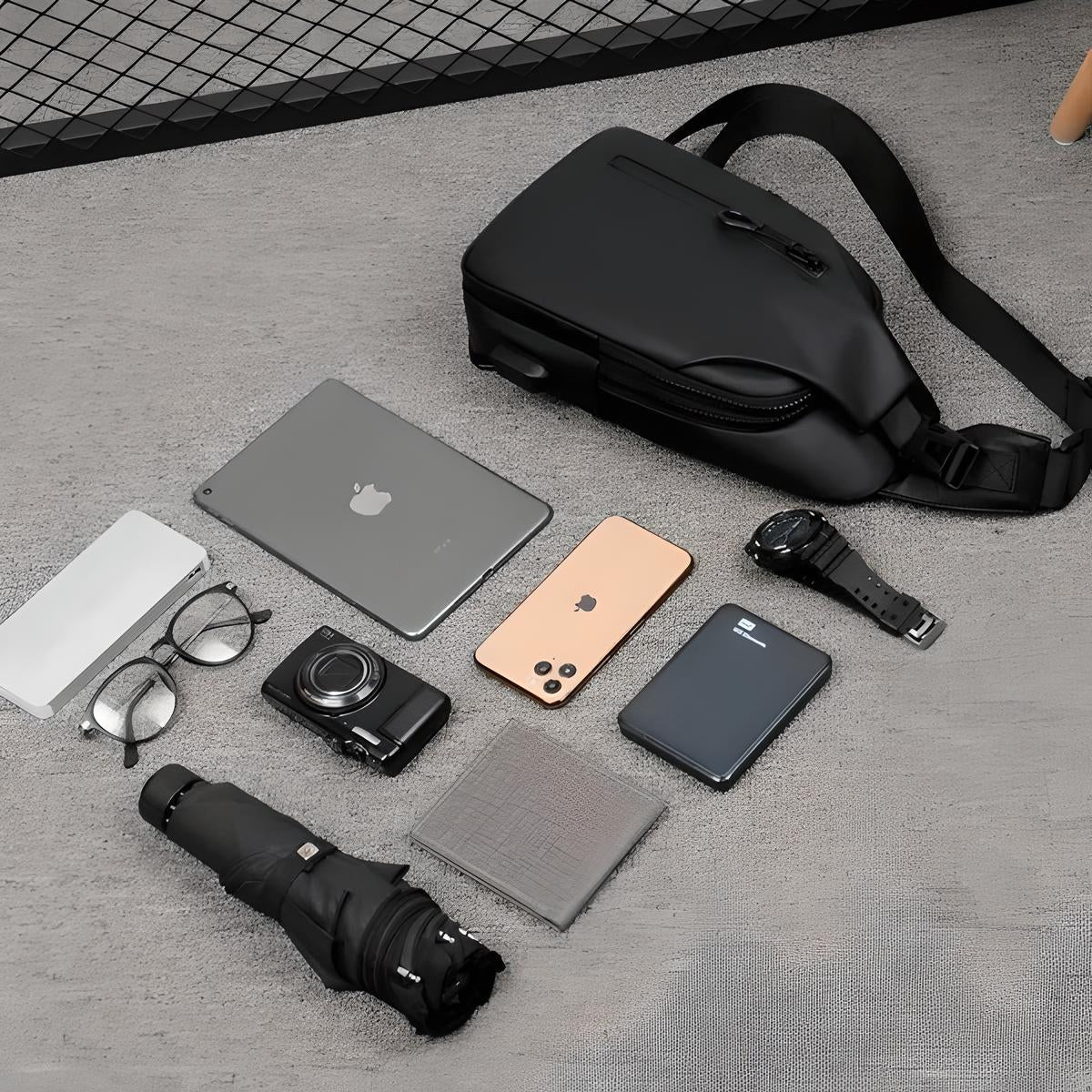 Security-Friendly Shoulder Bag | Water-Resistant and Anti-Theft