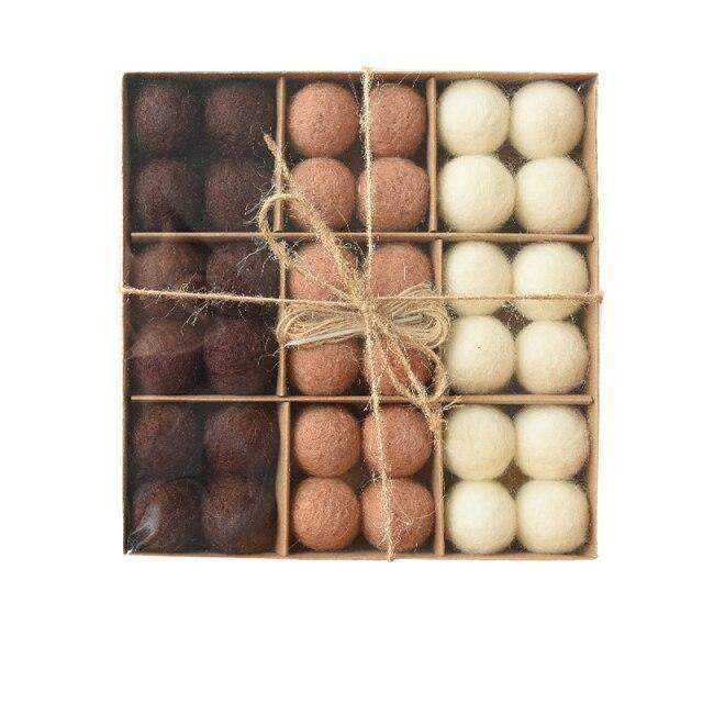 36er Set Filz Weihnachtsbaumkugeln von Flockenzauber