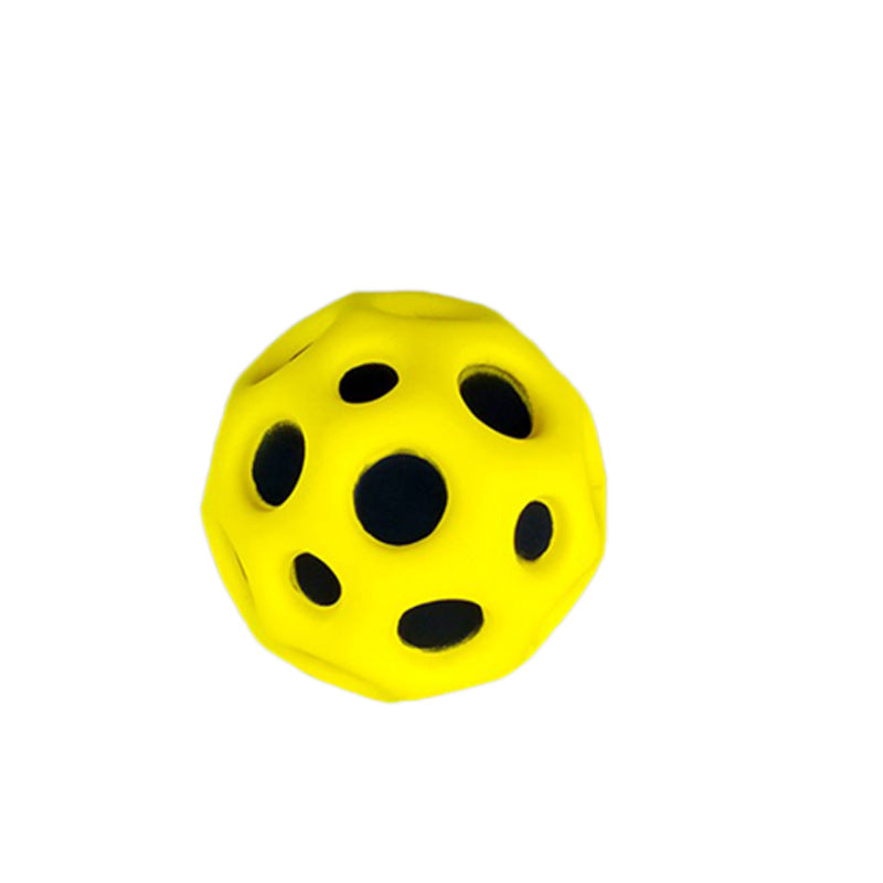 Federnder Spielball für sanftes Zurückprallen