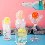 Eiswürfelform in Rosen-3D-Design für stilvolle Drinks