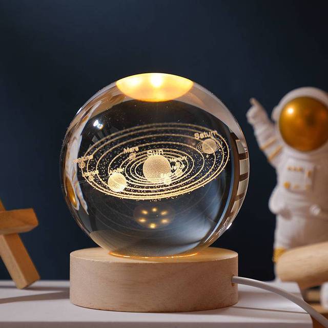 Magische 3D Kristallkugel des Sonnensystems
